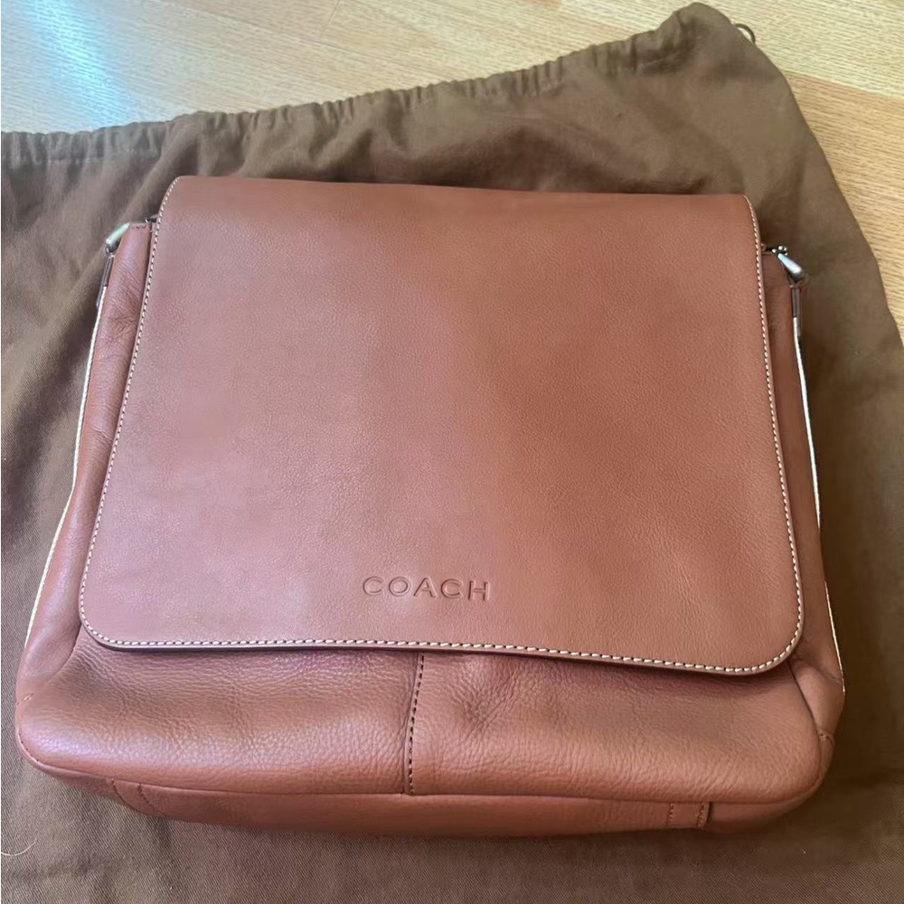 Coach men’s leather shoulder bag
